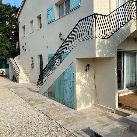 Apartment 2 Pieces En Rdjardin Avec 2 Grands Terrasses *