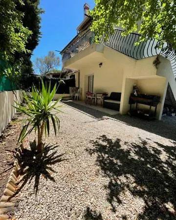 Appartement 2 Pièces En Rdjardin Avec 2 Grands Terrasses *