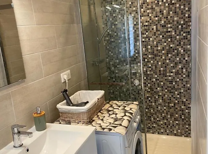 2 Pieces En Rdjardin Avec 2 Grands Terrasses Апартаменты